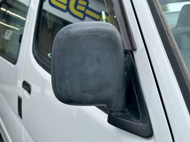 ハイエースコミューター スーパーロングDX ワンオーナー 福祉車両 車椅子2基 8人乗り バッテリー新品 ディーゼル(31枚目)