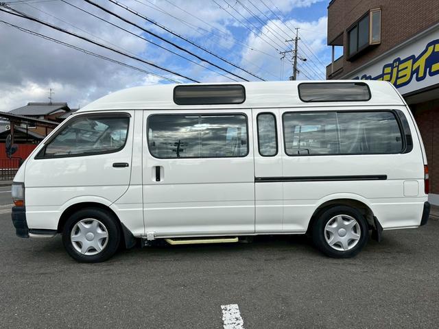 ハイエースコミューター スーパーロングDX ワンオーナー 福祉車両 車椅子2基 8人乗り バッテリー新品 ディーゼル(35枚目)