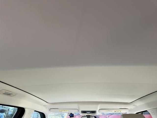 レンジローバーイヴォーク ピュア　４ＷＤ　パノラマガラスルーフ　レザーシート　パワーシート　パワーバックドア　オートクルーズ　純正ナビ（27枚目）