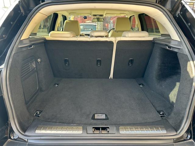 レンジローバーイヴォーク ピュア　４ＷＤ　パノラマガラスルーフ　レザーシート　パワーシート　パワーバックドア　オートクルーズ　純正ナビ（29枚目）