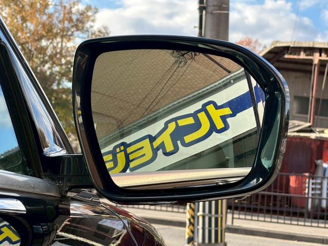 レンジローバーイヴォーク ピュア　４ＷＤ　パノラマガラスルーフ　レザーシート　パワーシート　パワーバックドア　オートクルーズ　純正ナビ（36枚目）