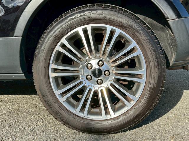 レンジローバーイヴォーク ピュア　４ＷＤ　パノラマガラスルーフ　レザーシート　パワーシート　パワーバックドア　オートクルーズ　純正ナビ（50枚目）