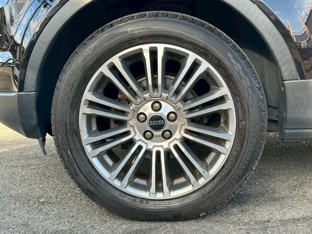 レンジローバーイヴォーク ピュア　４ＷＤ　パノラマガラスルーフ　レザーシート　パワーシート　パワーバックドア　オートクルーズ　純正ナビ（52枚目）