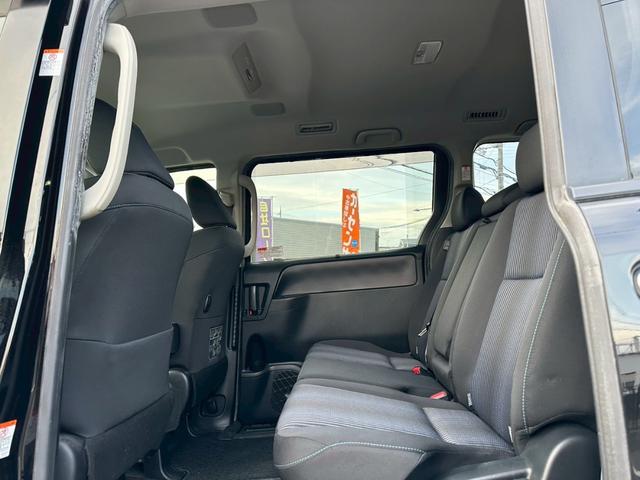 ヴォクシー ZS 煌 ワンオーナー/社外ナビ・TV/バックモニター/禁煙車/両側パワースライドドア/純正ビルトインETC/スマートキー/プッシュスタート/純正16インチアルミホイール/LEDヘッドランプ(21枚目)