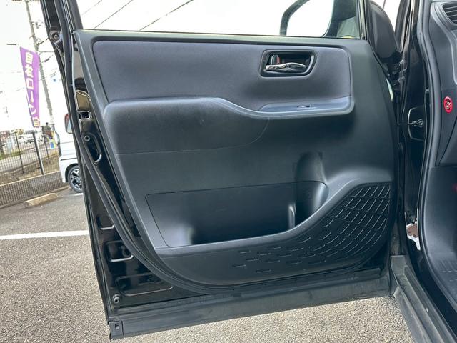 ヴォクシー ZS 煌 ワンオーナー/社外ナビ・TV/バックモニター/禁煙車/両側パワースライドドア/純正ビルトインETC/スマートキー/プッシュスタート/純正16インチアルミホイール/LEDヘッドランプ(33枚目)