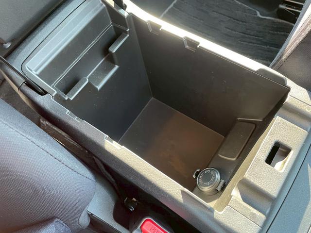 インプレッサスポーツ １．６ｉ－Ｌアイサイト　１．６ｉ－Ｌアイサイト（５名）　アドバンスドセイフティＰＫＧ　クリアビューＰ　革巻きステアリングホイールＳ　ステアリング連動ＬＥＤヘッドランプ　ヘッドランプウォッシャー　キーレスアクセス＆プッシュＳ（17枚目）