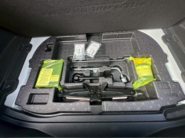 弊社では在庫期間はわずかです！ご検討の場合にはまず一度ご連絡下さい！Ｔｅｌ：０７５−９３１−０６０２　Ｍｏｂｉｌｅ：０９０−４３０１−９３９８　Ｍａｉｌ：ｃａｒｊｏｉｎｔｋｙｏｔｏ＠ｇｍａｉｌ．ｃｏｍ