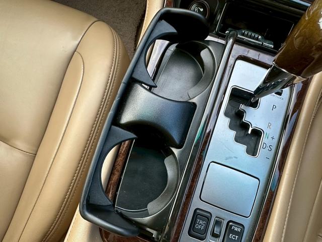 ＳＣ ＳＣ４３０　ＴＯＭ’Ｓマフラー／ベージュレザーシート／マークレビンソン／社外デジタルインナーミラー／クルーズコントロール／純正ナビ／シートヒーター／キーレス／ＥＴＣ（7枚目）