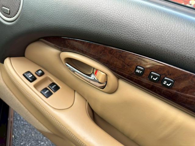 ＳＣ ＳＣ４３０　ＴＯＭ’Ｓマフラー／ベージュレザーシート／マークレビンソン／社外デジタルインナーミラー／クルーズコントロール／純正ナビ／シートヒーター／キーレス／ＥＴＣ（13枚目）