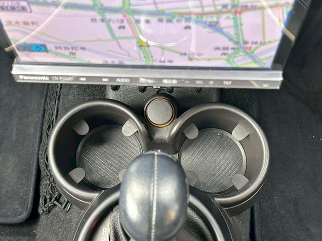 ＭＩＮＩ クーパーＳ　クロスオーバー　社外ナビ　シートヒーター　ワンセグＴＶ　バックカメラ（8枚目）