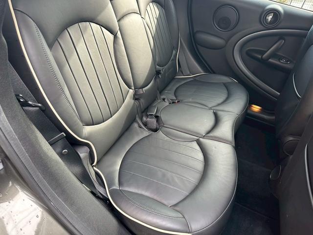 ＭＩＮＩ クーパーＳ　クロスオーバー　社外ナビ　シートヒーター　ワンセグＴＶ　バックカメラ（22枚目）