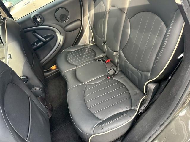 ＭＩＮＩ クーパーＳ　クロスオーバー　社外ナビ　シートヒーター　ワンセグＴＶ　バックカメラ（24枚目）