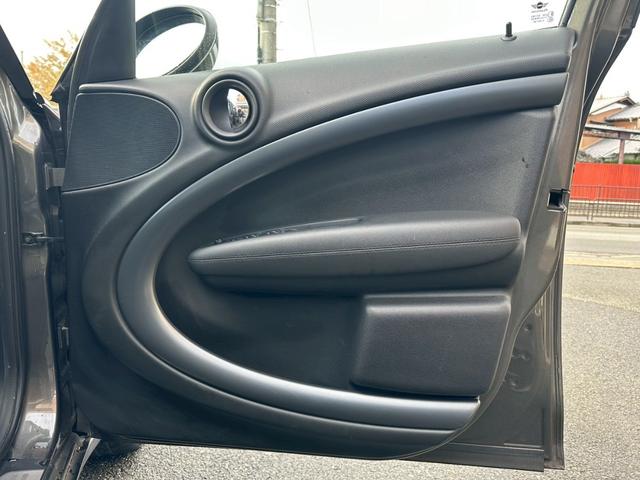 ＭＩＮＩ クーパーＳ　クロスオーバー　社外ナビ　シートヒーター　ワンセグＴＶ　バックカメラ（31枚目）