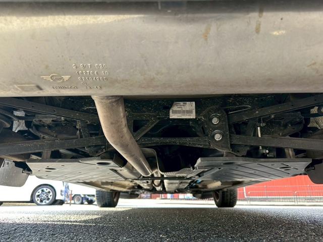 ＭＩＮＩ クーパーＳ　クロスオーバー　社外ナビ　シートヒーター　ワンセグＴＶ　バックカメラ（52枚目）