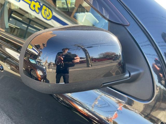 マーチ Ｘ　Ｖセレクション　ワンオーナー　禁煙車　純正オーディオ　タナベダウンサス（純正サス積込）（9枚目）