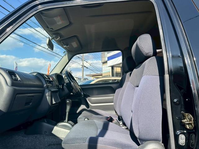 ジムニー ＸＧ　３インチアップ　異色全塗装　社外ナビ　ＥＴＣ（14枚目）