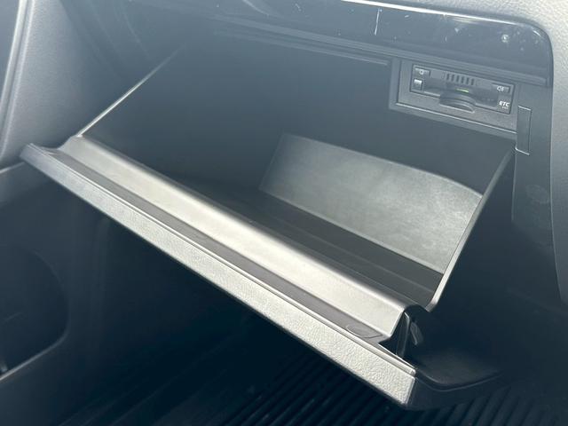 ランドクルーザープラド ＴＸ　ワンオーナー　ムーンルーフ　純正ナビ　　ブラックルーフレール　クリアランスソナー　バックカメラ　ＥＴＣ（15枚目）