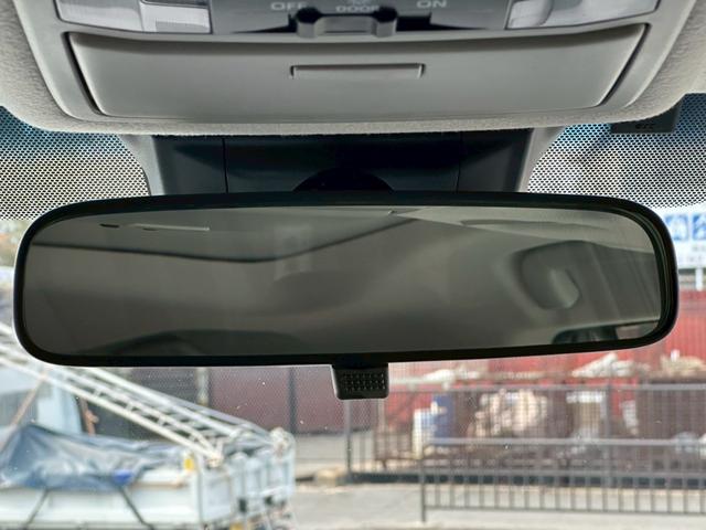 ランドクルーザープラド ＴＸ　ワンオーナー　ムーンルーフ　純正ナビ　　ブラックルーフレール　クリアランスソナー　バックカメラ　ＥＴＣ（21枚目）