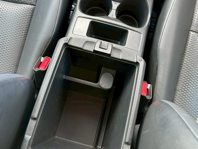 エクストレイル ２０Ｘｉ　ワンオーナー　プロパイロット　全方位カメラ　ブラインドスポットモニター　パーキングアシスト　純正ナビ　フルセグＴＶ（11枚目）