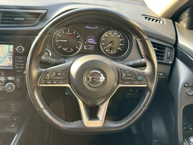 エクストレイル ２０Ｘｉ　ワンオーナー　プロパイロット　全方位カメラ　ブラインドスポットモニター　パーキングアシスト　純正ナビ　フルセグＴＶ（17枚目）