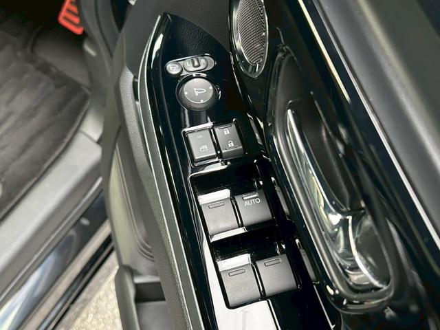 Ｎ－ＢＯＸカスタム Ｌターボ　１オーナー　禁煙車　純正ナビ　両側電動スライド　ホンダセンシング　シートヒーター　ＬＥＤ　ＥＴＣ　Ｂカメラ（18枚目）