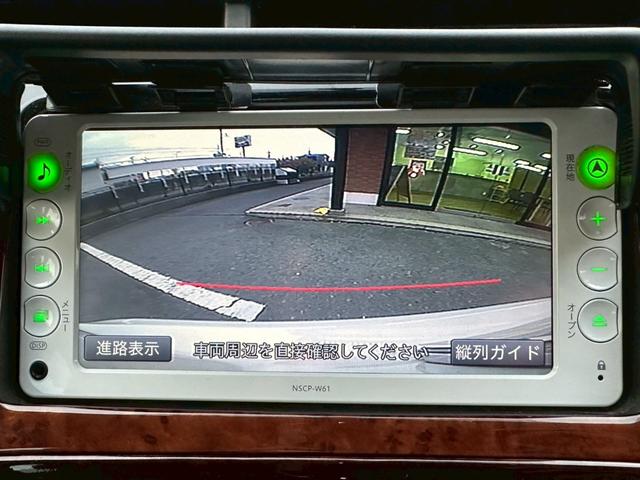 プリウス Ｓ　１オーナー　禁煙車　純正ナビ　レザーシートカバー　検Ｒ９／３　内装ウッドパネル　コーナーセンサー　ＥＴＣ　Ｂカメラ（5枚目）