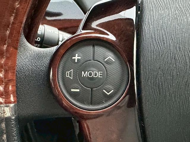 プリウス Ｓ　１オーナー　禁煙車　純正ナビ　レザーシートカバー　検Ｒ９／３　内装ウッドパネル　コーナーセンサー　ＥＴＣ　Ｂカメラ（19枚目）