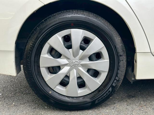 プリウス Ｓ　１オーナー　禁煙車　純正ナビ　レザーシートカバー　検Ｒ９／３　内装ウッドパネル　コーナーセンサー　ＥＴＣ　Ｂカメラ（52枚目）