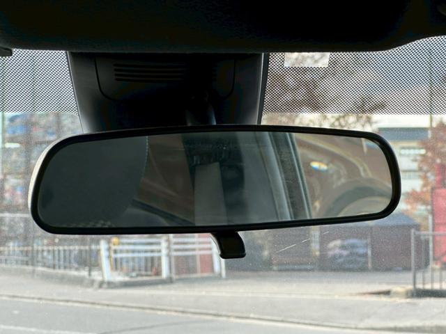 カローラフィールダー 1.5G ダブルバイビー ナビ オプションAW ワンオーナー 禁煙車(19枚目)
