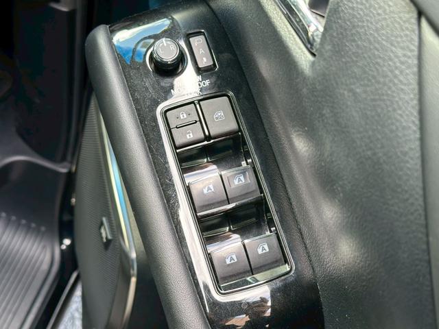 ヴェルファイア 2.5Z Gエディション ワンオーナー ツインムーンルーフ 純正ナビ JBLサウンドシステム 後席モニター デジタルインナーミラー ブラインドスポットモニター 全方位カメラ 両側電動スライドドア レーダークルーズコントロール(11枚目)