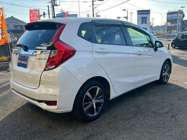 フィットハイブリッド ハイブリッド・モデューロスタイル ホンダセンシング ナビ Bカメラ ETC 禁煙車 LED(3枚目)