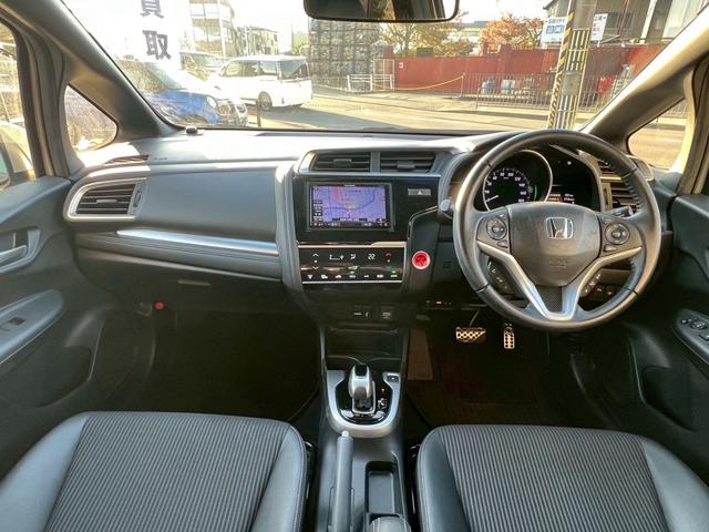 フィットハイブリッド ハイブリッド・モデューロスタイル ホンダセンシング ナビ Bカメラ ETC 禁煙車 LED(4枚目)