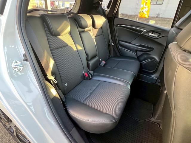 フィットハイブリッド ハイブリッド・モデューロスタイル ホンダセンシング ナビ Bカメラ ETC 禁煙車 LED(17枚目)