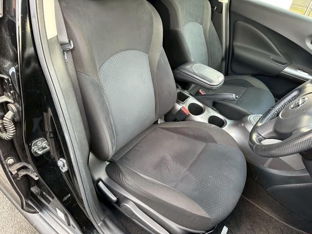 ジューク 15RX タイプV 17インチAW 純正ナビ ワンオーナー 禁煙車(17枚目)