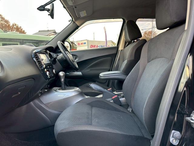 ジューク 15RX タイプV 17インチAW 純正ナビ ワンオーナー 禁煙車(18枚目)