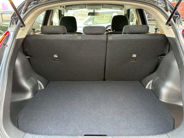 ジューク 15RX タイプV 17インチAW 純正ナビ ワンオーナー 禁煙車(24枚目)