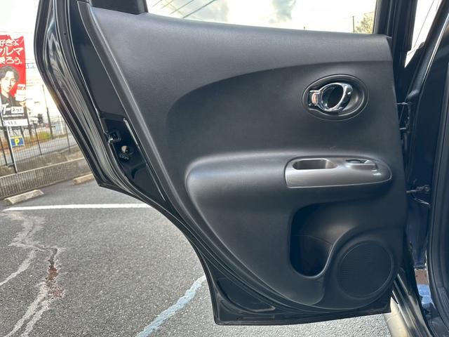 ジューク 15RX タイプV 17インチAW 純正ナビ ワンオーナー 禁煙車(28枚目)