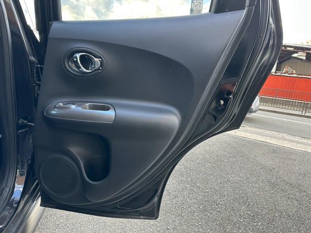 ジューク 15RX タイプV 17インチAW 純正ナビ ワンオーナー 禁煙車(29枚目)
