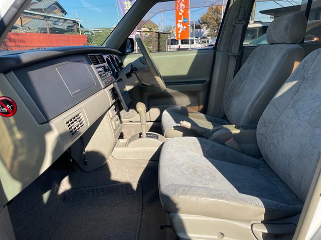 ラシーン タイプA ショックアブソーバー(NEWSRSPECIAL) 10.1インチディスプレイオーディオ(kar10c) Bカメラ ドラレコ(ミラー一体型/前後タイプ) ETC 純正フロアマット ドアバイザー 禁煙車(17枚目)