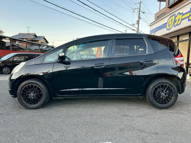 フィット Ｇスマートセレクション　禁煙車　純正ナビ　社外アルミ　ワンセグＴＶ　Ｂカメラ　ＥＴＣ　ＣＤ　ＤＶＤ　自社　ローン（34枚目）