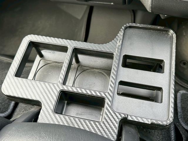 ハイエースバン スーパーGL ダークプライムII モデリスタ ヘッドレストモニター ベッド 社外スピーカー ワンオーナー 禁煙 ユーザー買取 社外AW(19枚目)