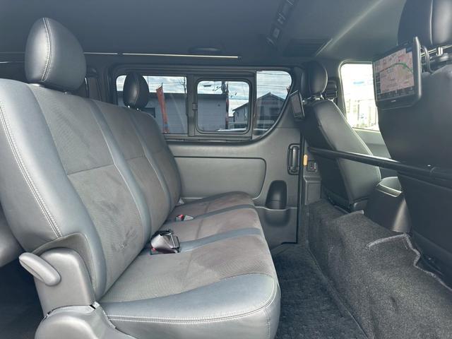 ハイエースバン スーパーGL ダークプライムII モデリスタ ヘッドレストモニター ベッド 社外スピーカー ワンオーナー 禁煙 ユーザー買取 社外AW(31枚目)