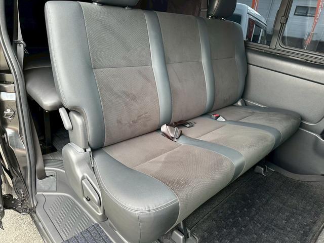 ハイエースバン スーパーGL ダークプライムII モデリスタ ヘッドレストモニター ベッド 社外スピーカー ワンオーナー 禁煙 ユーザー買取 社外AW(32枚目)
