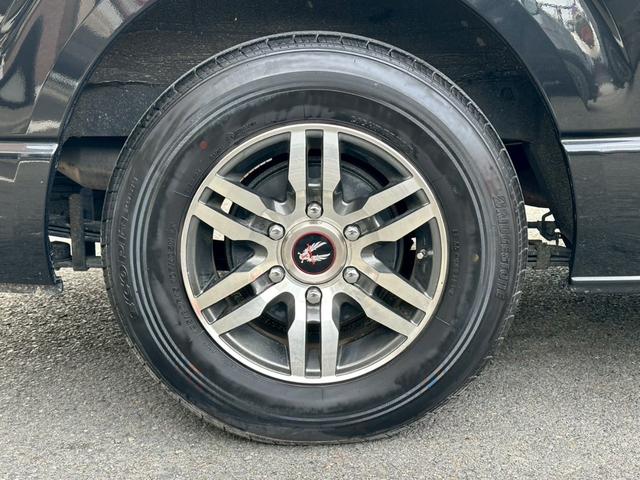 ハイエースバン スーパーGL ダークプライムII モデリスタ ヘッドレストモニター ベッド 社外スピーカー ワンオーナー 禁煙 ユーザー買取 社外AW(52枚目)