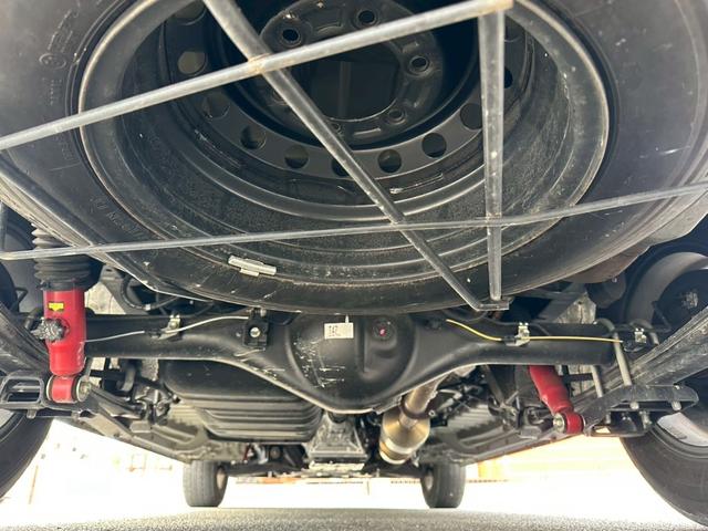 ハイエースバン スーパーGL ダークプライムII モデリスタ ヘッドレストモニター ベッド 社外スピーカー ワンオーナー 禁煙 ユーザー買取 社外AW(56枚目)