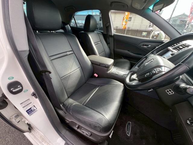 クラウン ２．５アスリート　ナビパッケージ　禁煙車　純正ナビ　Ｂｌｕｅｔｏｏｔｈ　パワーシートバックカメラ　ＥＴＣ　ＢＬＩＴＺ車高調　電動格納ミラー（17枚目）