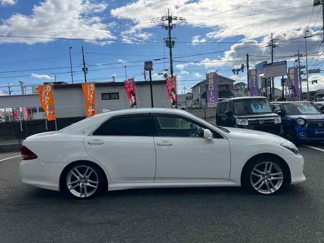 クラウン ２．５アスリート　ナビパッケージ　禁煙車　純正ナビ　Ｂｌｕｅｔｏｏｔｈ　パワーシートバックカメラ　ＥＴＣ　ＢＬＩＴＺ車高調　電動格納ミラー（31枚目）