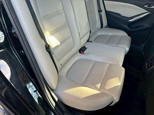 アテンザセダン ＸＤ　Ｌパッケージ　ディーゼルターボ　サンルーフ　ＢＯＳＥサウンド　レーダークルーズコントロール　純正ナビ　フルセグＴＶパワーシート　シートヒーター　自社　ローン（25枚目）