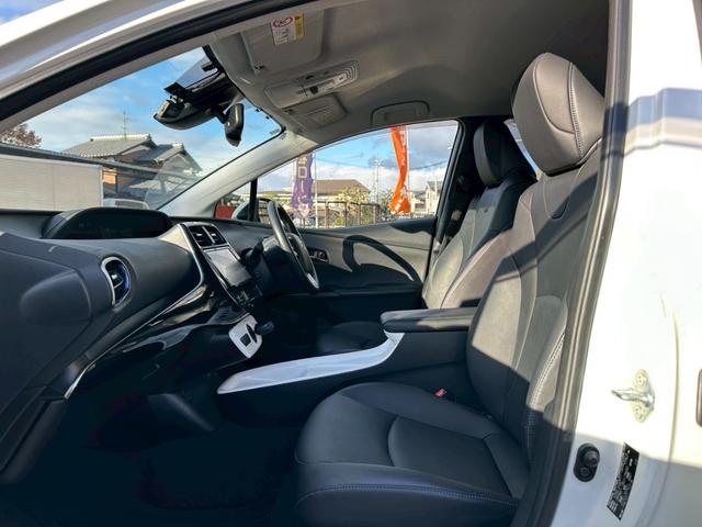 プリウス Ａツーリングセレクション　黒合皮シート／純正９インチＳＤナビ・地デジＴＶ／電動コーナーポール／バックモニター／ヘッドアップディスプレイ／純正１７インチＡＷ／純正ビルトインＥＴＣ／スマートキー（22枚目）