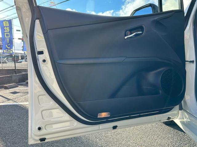 プリウス Ａツーリングセレクション　黒合皮シート／純正９インチＳＤナビ・地デジＴＶ／電動コーナーポール／バックモニター／ヘッドアップディスプレイ／純正１７インチＡＷ／純正ビルトインＥＴＣ／スマートキー（35枚目）